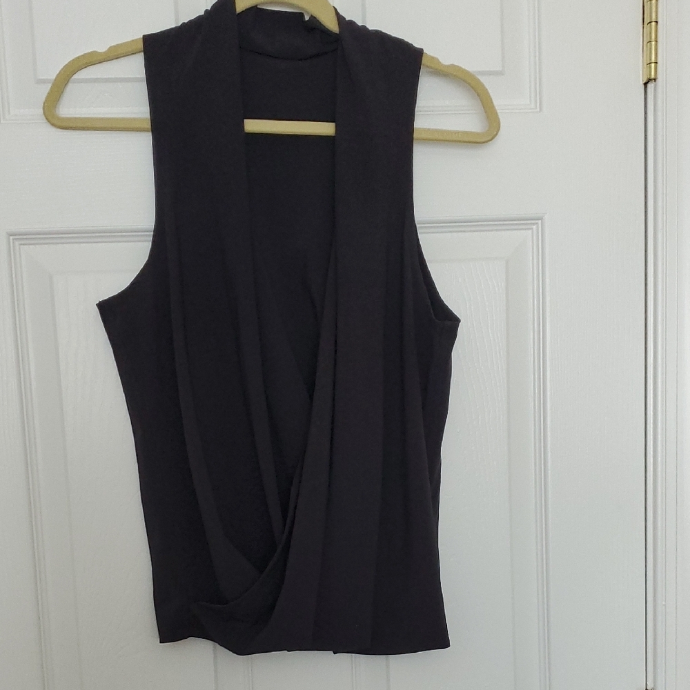Lululemon Black Sleeveless Top